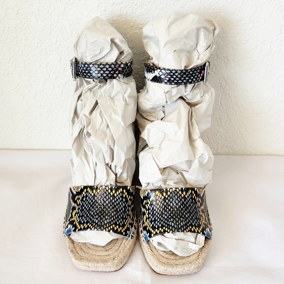 Vince Camuto Maaza Snake Print Wedges - Picture 3 of 11